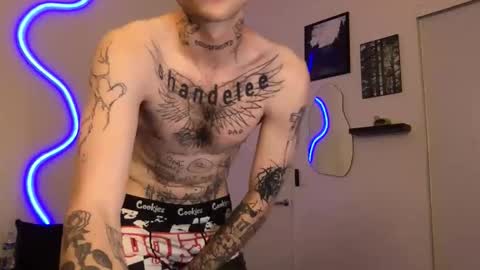 Snapshot of prettyboyszn chatting on December 1, 2025, 12:15 am pretty boy online show from December 1, 2025, 12:15 am