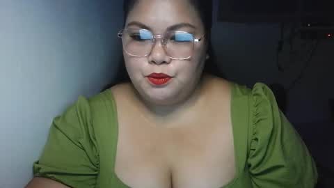 Snapshot of prettycarla_ chatting on October 6, 2025, 1:30 pm prettycarla online show from October 6, 2025, 1:30 pm