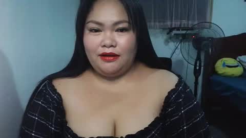 Snapshot of prettycarla_ chatting on October 8, 2025, 10:46 am prettycarla online show from October 8, 2025, 10:46 am
