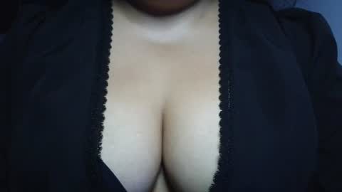 Snapshot of prettycarla_ chatting on July 13, 2026, 12:35 am prettycarla online show from July 13, 2026, 12:35 am