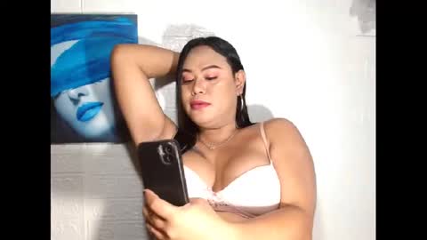 prettydiannara online show from January 13, 2025, 12:51 am