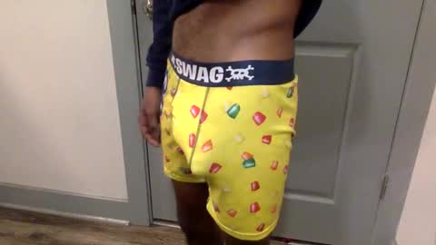 prettydickboyy online show from November 16, 2025, 7:41 pm