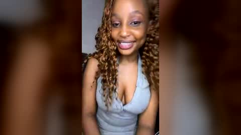 prettydollx0 online show from July 2, 2026, 10:05 pm