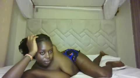 prettydulce online show from May 1, 2026, 3:22 am