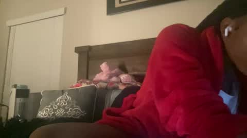 prettyfacefemale online show from April 4, 2026, 8:45 am