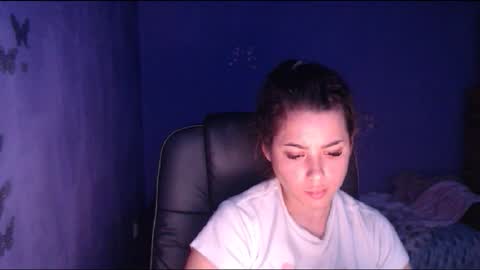 prettyjulliette online show from January 21, 2025, 2:05 pm