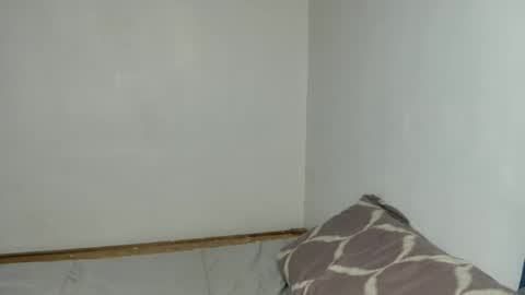 prettylittle_lady online show from June 28, 2026, 2:50 am