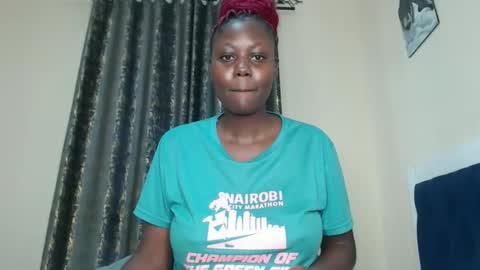 Snapshot of prettyliz1999 chatting on September 25, 2025, 11:03 am Lizzy online show from September 25, 2025, 11:03 am