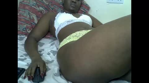 LILIAN online show from November 10, 2025, 7:29 am