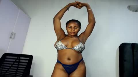 Snapshot of prettylove5 chatting on June 26, 2026, 6:29 am evelyn online show from June 26, 2026, 6:29 am