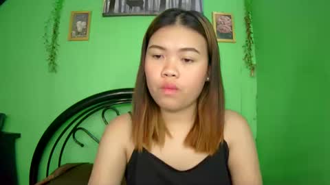 prettymae756493 online show from April 2, 2026, 1:42 pm