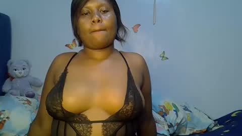 prettymel_ online show from January 9, 2026, 9:38 pm