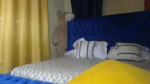 Snapshot of prettyquee chatting on March 3, 2026, 12:39 am sasha online show from March 3, 2026, 12:39 am