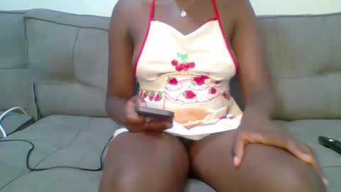 Snapshot of prettyqueen254 chatting on January 11, 2025, 1:59 am pretty queen online show from January 11, 2025, 1:59 am