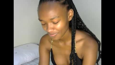 prettyquiny254 online show from October 3, 2025, 4:31 am