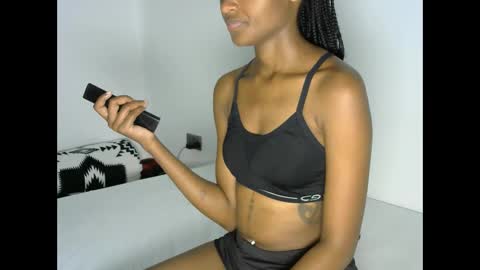 prettyquiny254 online show from October 17, 2025, 2:30 pm