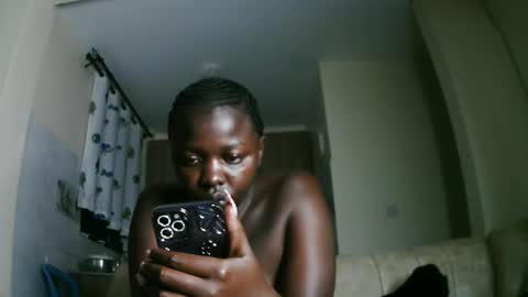 Snapshot of prettyreen chatting on November 19, 2025, 2:22 am prettyreen online show from November 19, 2025, 2:22 am