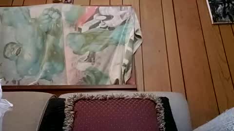 prettysolidd7 online show from February 5, 2025, 11:12 am