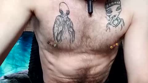 prettysolidd7 online show from February 23, 2025, 3:18 pm