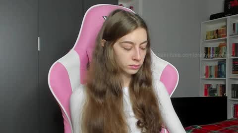Sophie  next stream will be at Monday  i will wait you guys  online show from October 14, 2025, 6:36 am