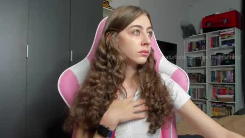 Sophie  next stream will be at Monday  i will wait you guys  online show from February 9, 2026, 7:56 am