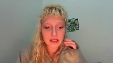 Snapshot of prettyunicorn555 chatting on January 27, 2025, 11:00 am Dahlia online show from January 27, 2025, 11:00 am