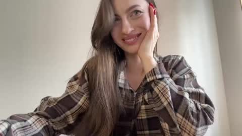prettyyy_angel online show from April 21, 2026, 10:21 am