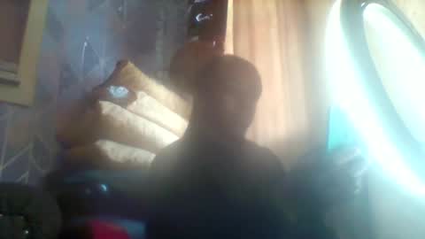 prettyzuzu online show from January 9, 2026, 7:33 am