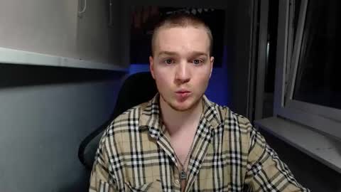 Snapshot of princ4real chatting on September 17, 2025, 11:06 pm prince online show from September 17, 2025, 11:06 pm