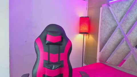 prince_arthur77 online show from March 3, 2026, 2:01 pm