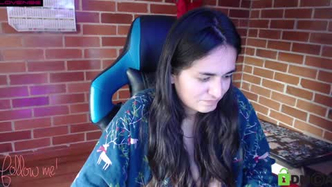 Leia online show from January 8, 2025, 7:45 pm