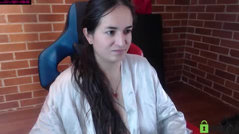 Snapshot of princesa_leia_zathur chatting on February 9, 2026, 1:26 pm Leia online show from February 9, 2026, 1:26 pm