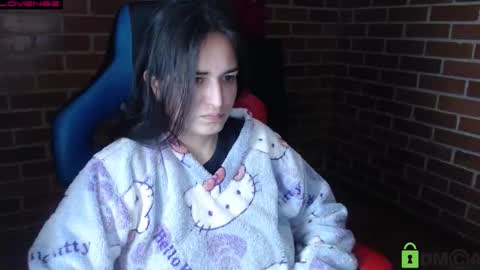 Snapshot of princesa_leia_zathur chatting on February 17, 2026, 9:50 am Leia online show from February 17, 2026, 9:50 am