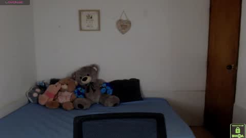 An online show from April 15, 2026, 7:54 pm