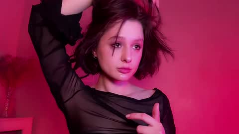 Snapshot of princess_euphoria chatting on February 19, 2025, 2:01 am Kristina online show from February 19, 2025, 2:01 am