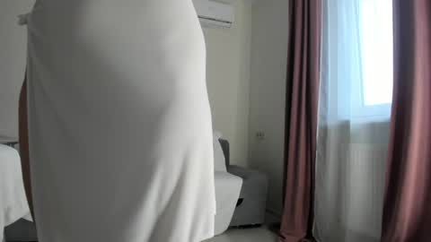 Snapshot of princess_moana chatting on May 4, 2026, 4:03 pm princess_moana online show from May 4, 2026, 4:03 pm