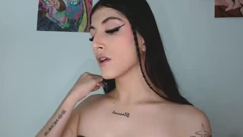 Sophie online show from March 13, 2026, 1:01 am