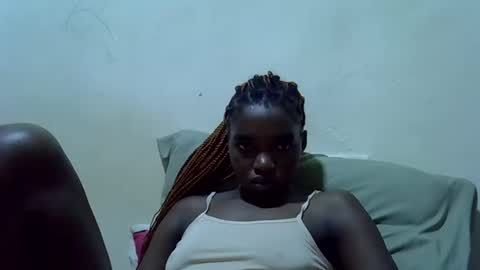 princess_scovia online show from December 16, 2025, 7:13 am