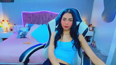 Snapshot of princess_skinny18 chatting on June 21, 2026, 10:34 pm princess_skinny18 online show from June 21, 2026, 10:34 pm
