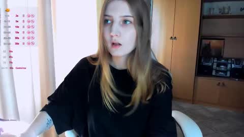 princessaalicc online show from October 22, 2025, 9:20 am