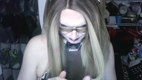 Princess Avery online show from February 8, 2026, 4:27 am