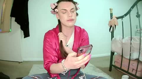 KCGREY online show from April 1, 2026, 9:12 pm