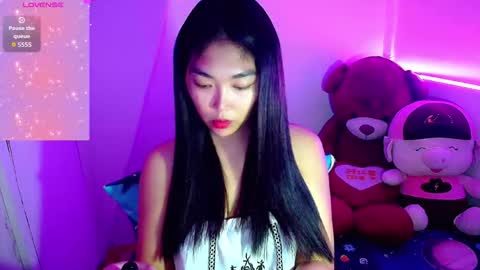 Hello everyone this is your beloved Athena again I present the most comfortable and kind room I accept everyone with kindness online show from October 16, 2025, 7:04 pm