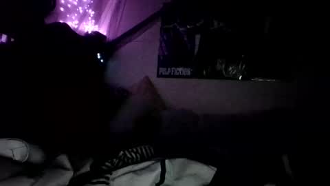 Holly love online show from October 21, 2025, 3:07 am