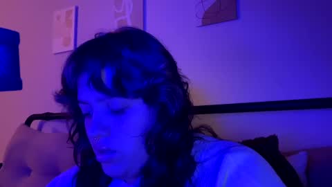 princessviccxo online show from February 7, 2025, 7:50 am