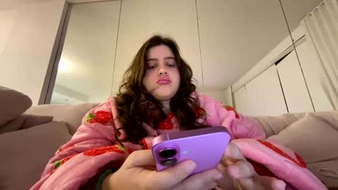 Snapshot of princesslaylaa chatting on March 12, 2026, 4:18 am princessviccxo online show from March 12, 2026, 4:18 am