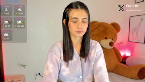 princessluna_14 online show from December 4, 2025, 10:18 pm