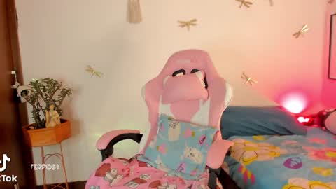 Snapshot of princessluna_14 chatting on July 15, 2026, 9:31 pm princessluna_14 online show from July 15, 2026, 9:31 pm