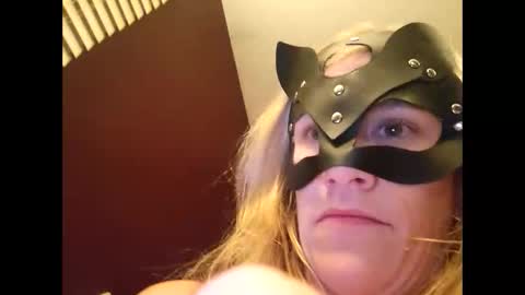 Pretty Kitty online show from January 9, 2026, 4:04 am