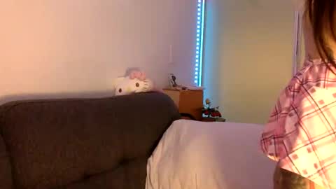 PrincessPinky444 online show from February 7, 2026, 8:29 am